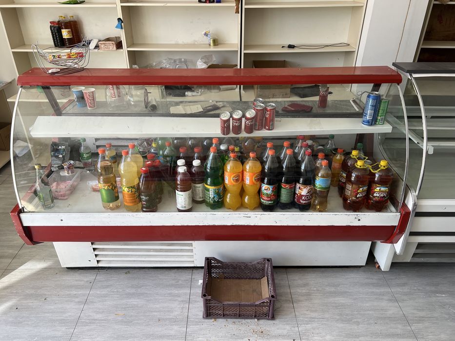 Витрина холодильник