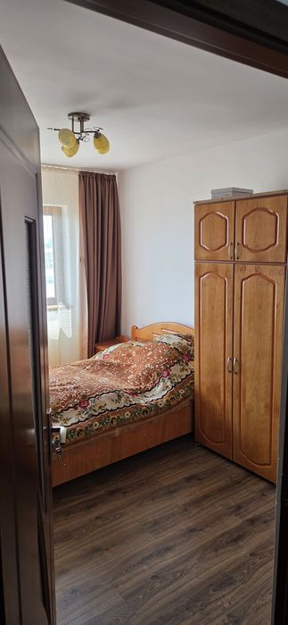apartament 2 camere,micro 6, decomandat, et 6, bl Unirii