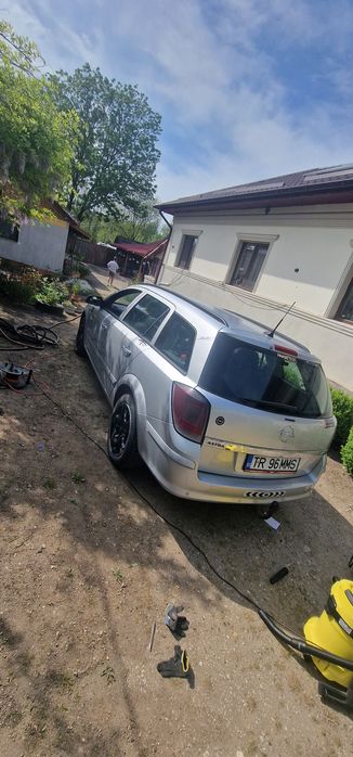 Opel astra h 1.9