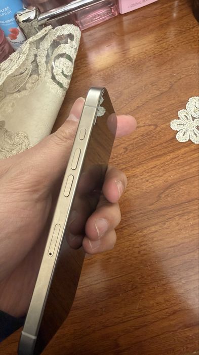 Iphone 15 pro titanium