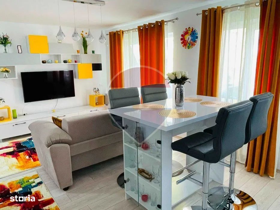Studio modern Top City CORESI