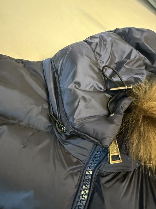 Дамски елек М размер