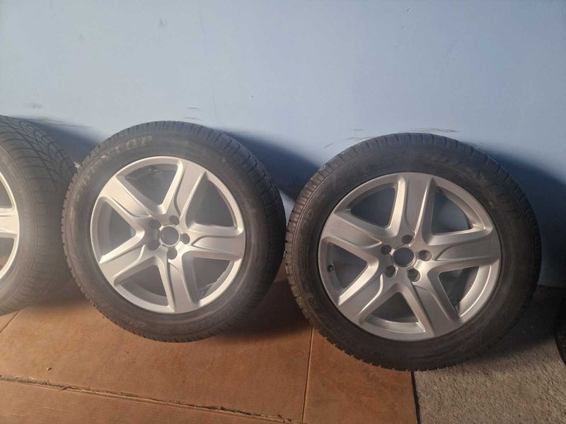 Audi A6 R18/4G Ауди
оригинални джанти с гуми
и датчици