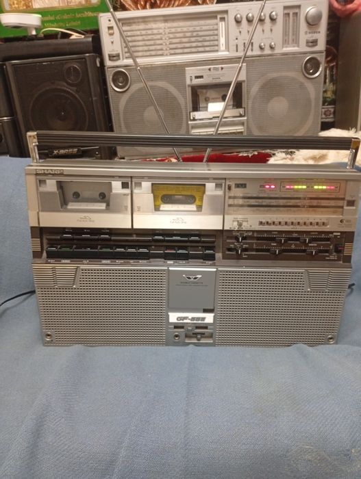 Radio caset dublu Sharp  gf 555