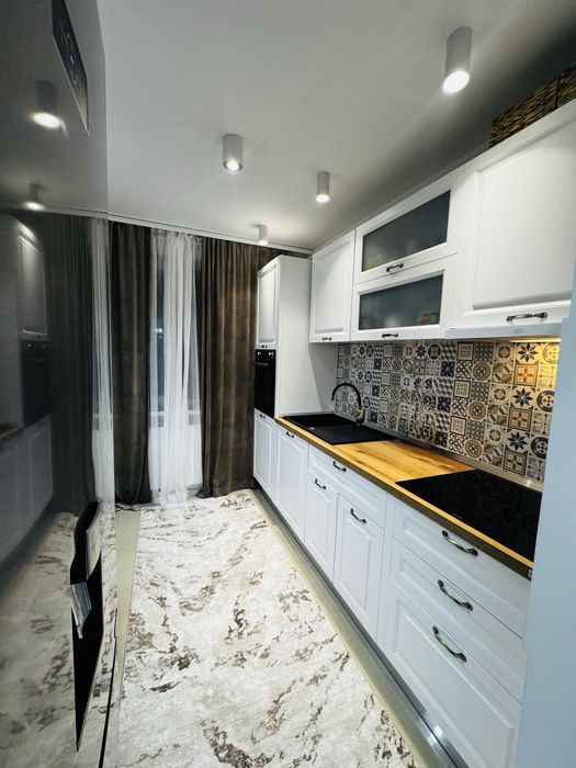 Apartament 3 camere, 2 bai