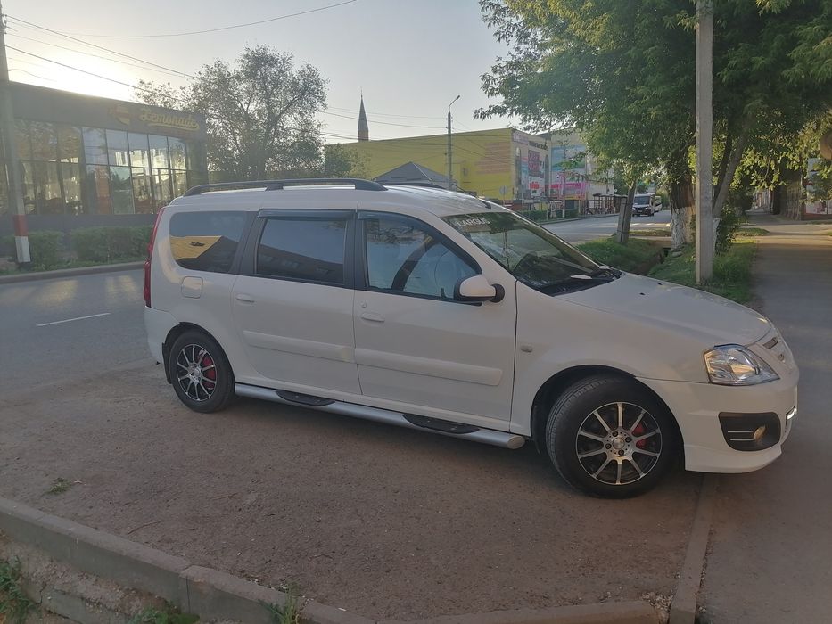 Продам автомобиль ларгус