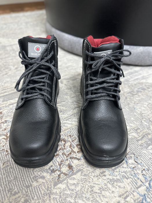 Продам спецобувь