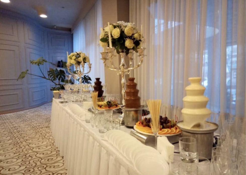 Шоколадный фонтан, фуршет