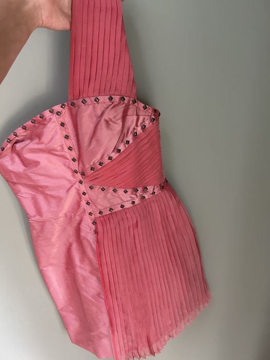 Дизайнерска Коктейлна Рокля