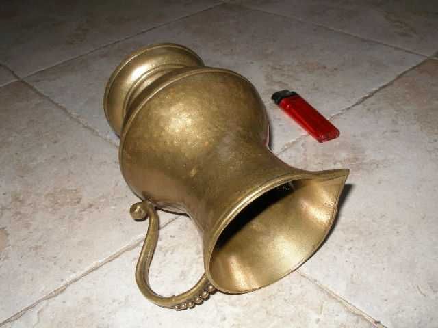 . Бронзова Кана .