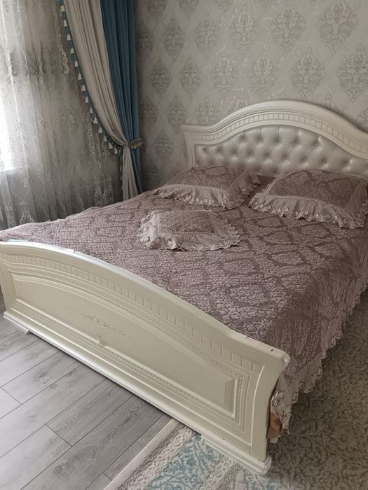 Продам спальное гарнитур