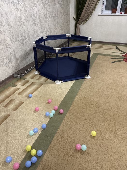 Игровой домик  новый срочно продам