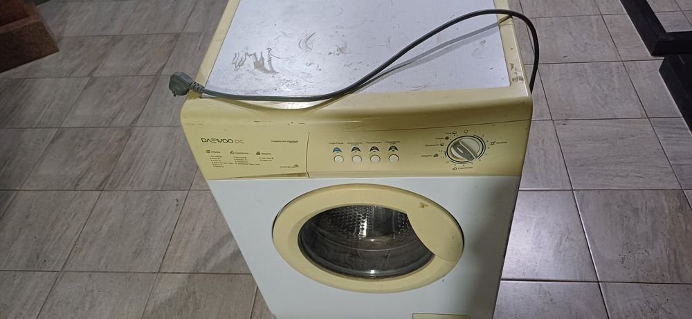 Продам стиральную машину