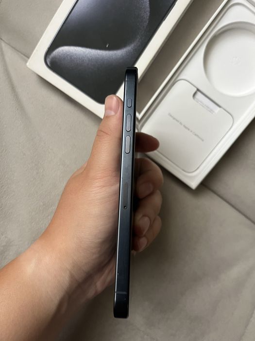 Iphone 15 pro max акб 100%