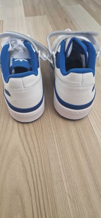 Sneakers Adidas Forum Low alb / albastru -marimea 42 2/3