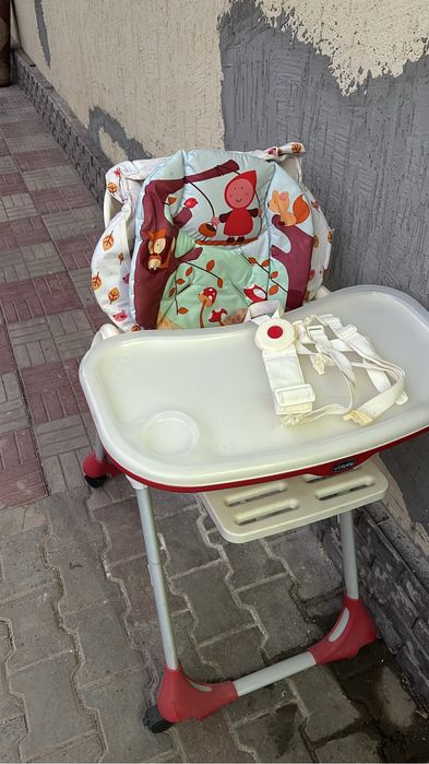 Стульчик для кормления CHICCO
