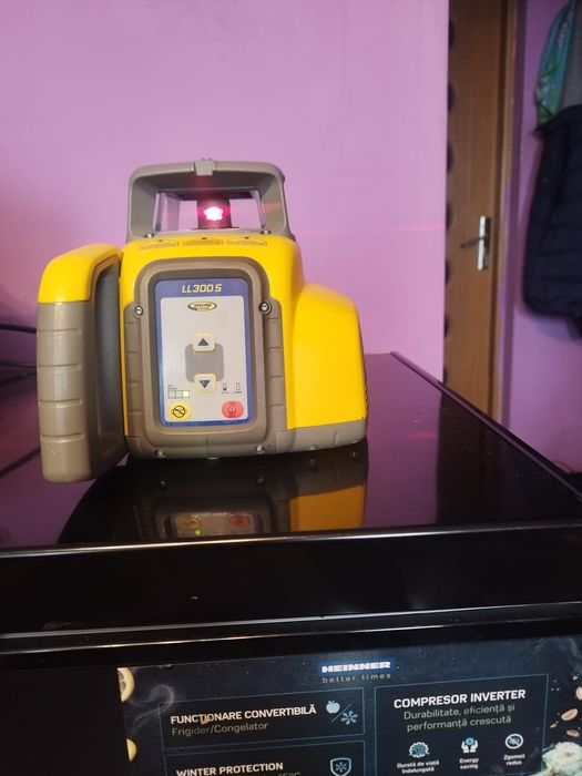 Nivela laser rotativa Spectra LL300s