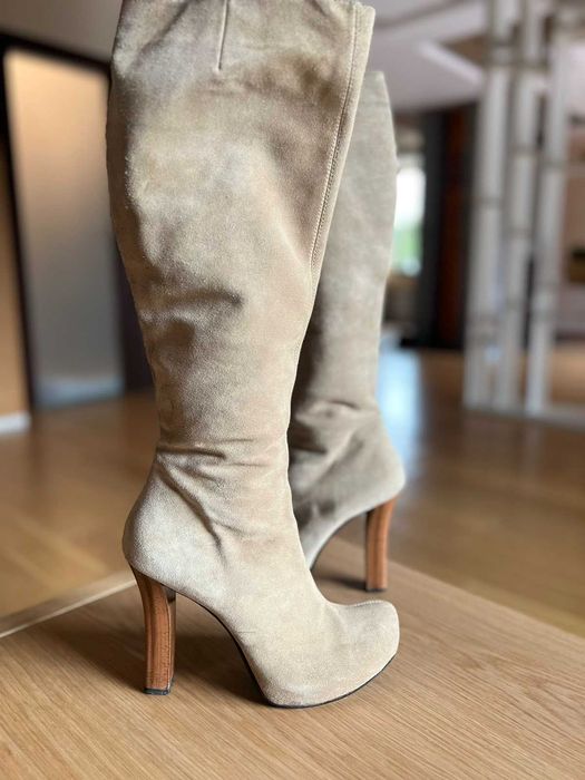 Ботуши чизми естествен велур цвят екрю 39 размер