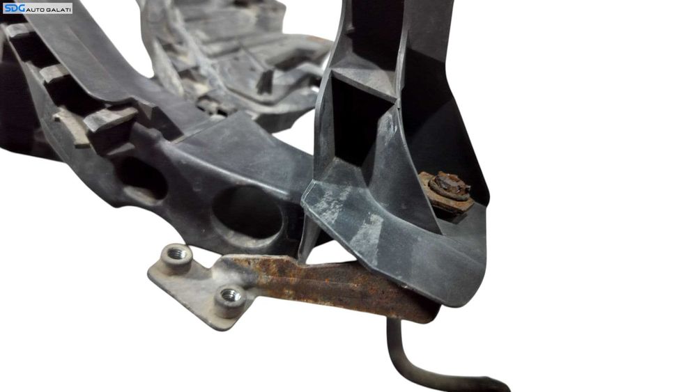 Suport Far Dreapta Complet Audi A4 B8 2008 - 2015 Cod 8K08056078R [L6124]