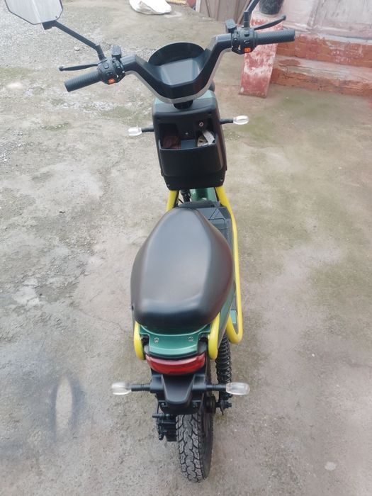 Скутер электронных