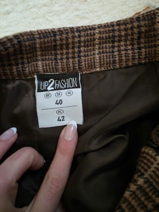 Fustă scurta de Iarnă in carouri maro, cu lână,  L, Up2fashion