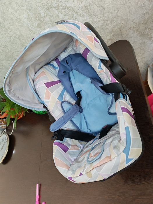 Продам Автокресло