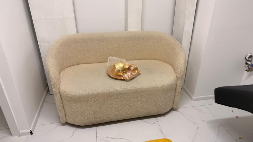 Продам анатомическую кушетку и диван