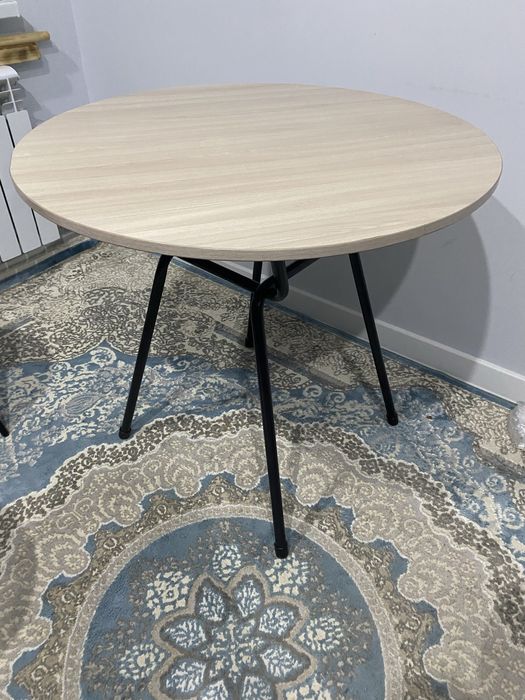 Кухный стол. Ас үйге арналған стол