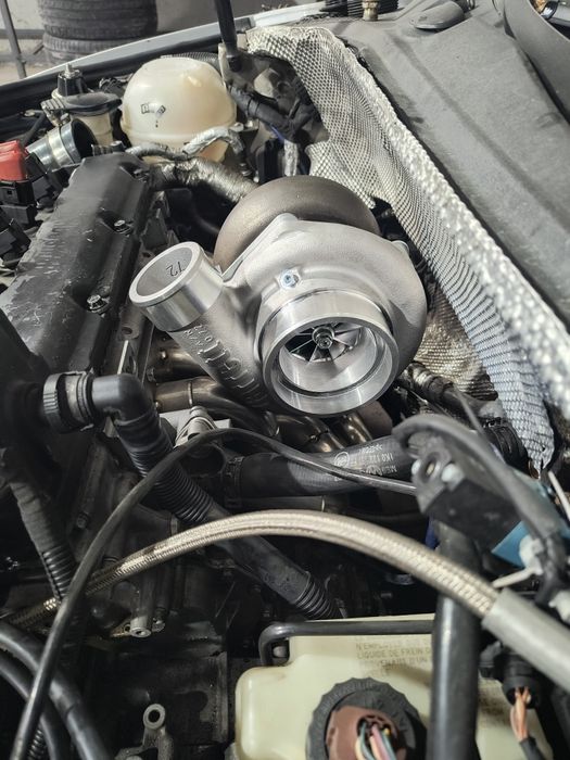 Изпускателен колектор за r32