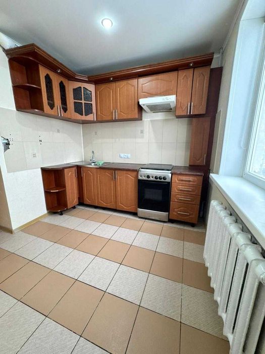 Продам 2 ком Квартира РН 20 мкр