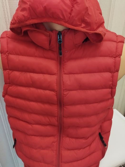 Продам Безрукавку размер 44-46