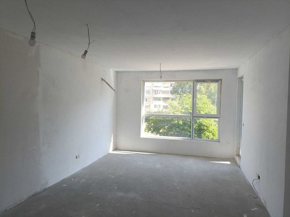 Двустаен апартамент в Дружба 2