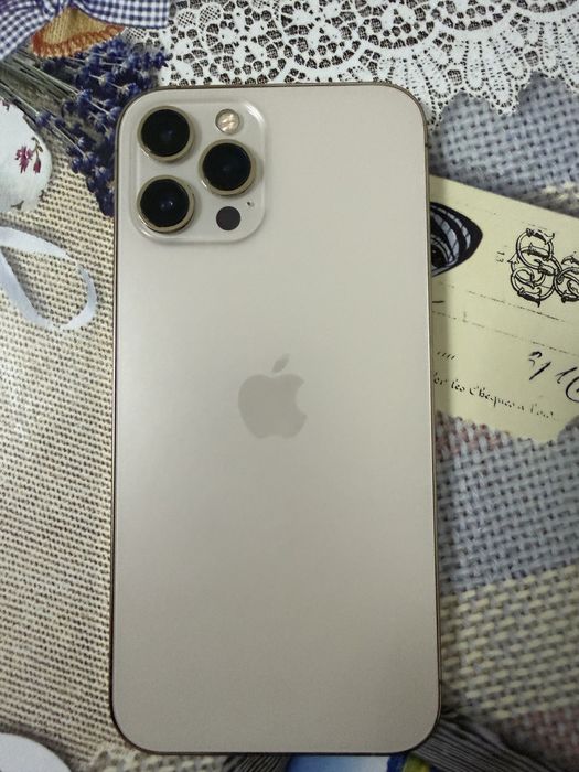 Vand iphone 12 pro max gold