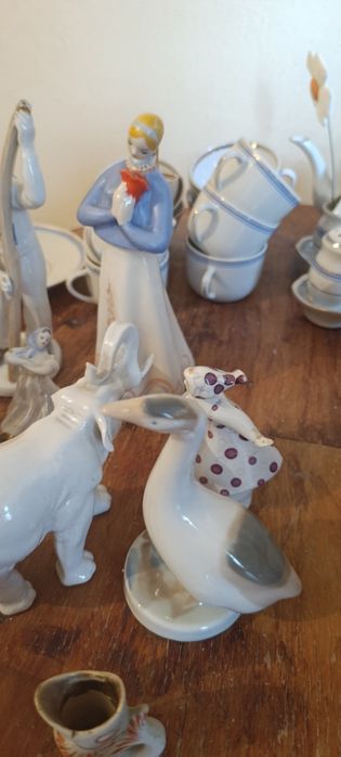 Фарфоровые раритетные статуэтки