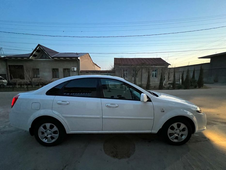 Продаётся Ласетти  Жентра