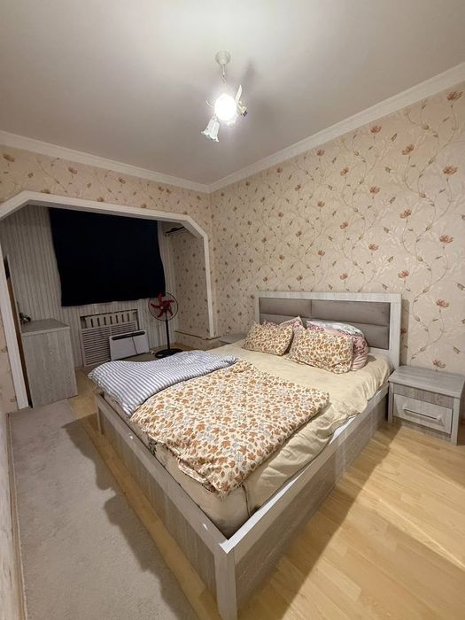 Продаётся 4/9/9 Госпитальный, ориентир  Мирабад Авеню