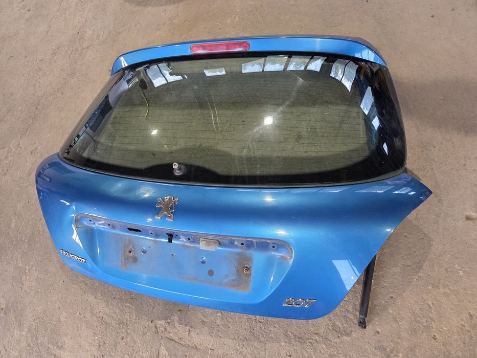 Заден капак със стъкло  Peugeot 207 хечбек  Пежо 207