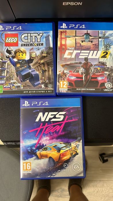 Sony PlayStation 4