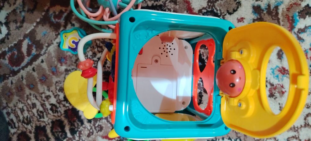 Развивающийся игрушка 6 в 1 куб