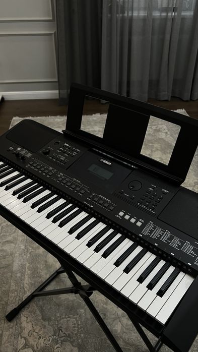 Продаю Электросинтезатор Yamaha