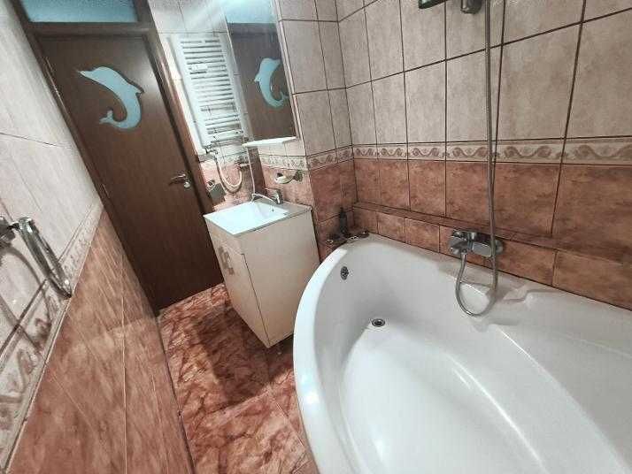 Apartament extraordinar de inchiriat, doua camere, zona centrala.