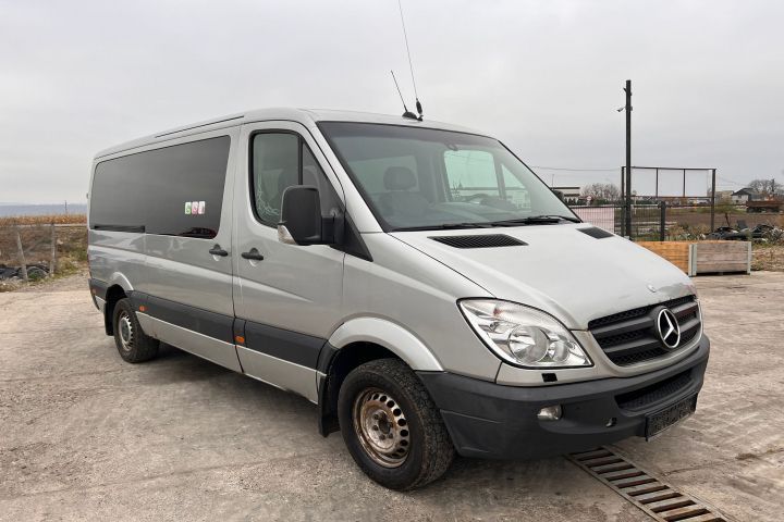 Dezmembrez Mercedes-Benz Sprinter 2 906 [2006 - 2013] Autoutilitara d