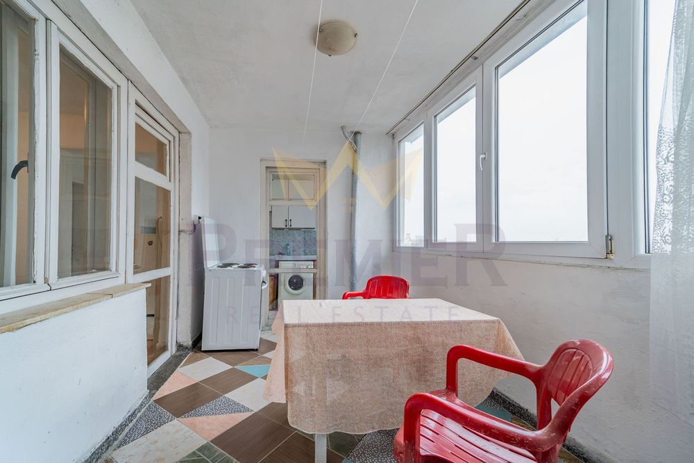 Продава се Четиристаен апартамент в Варна, Бизнес хотел - 103 кв.м за 1748 €/кв.м - Снимка #11