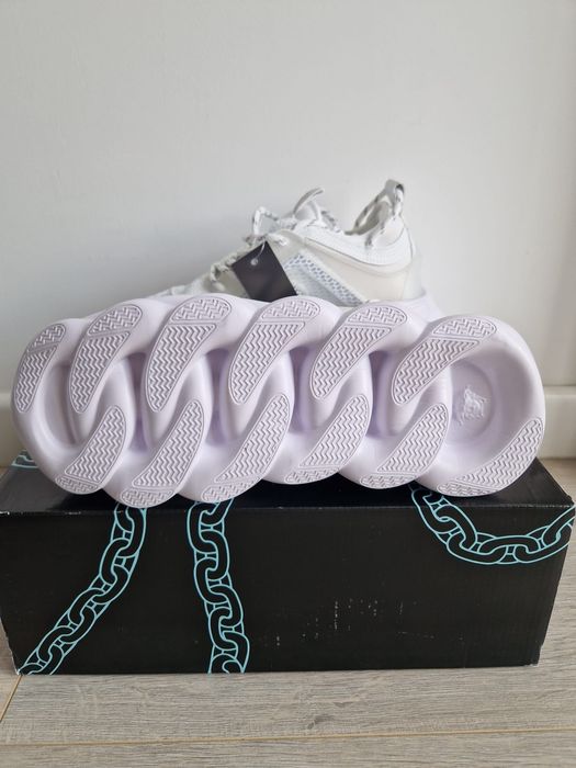 Chain Reaction - Marimea 40 - Albi