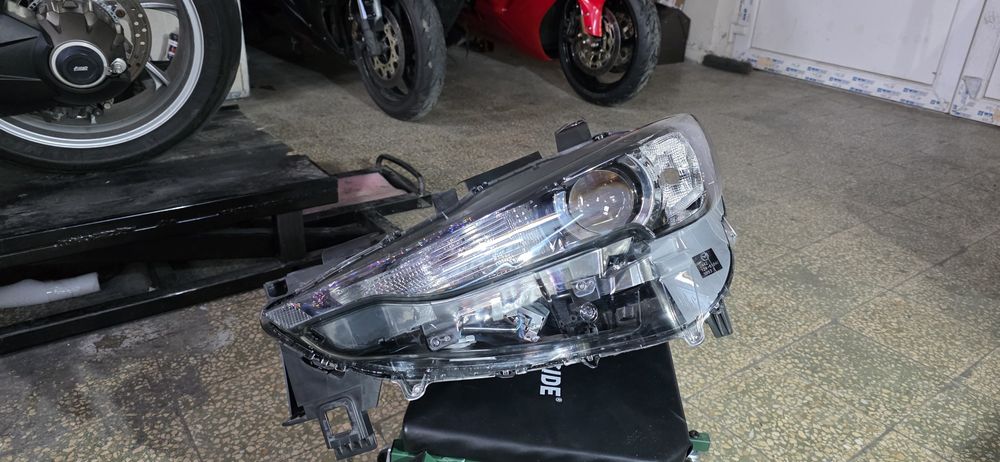 Far stanga MAZDA CX-5 2021