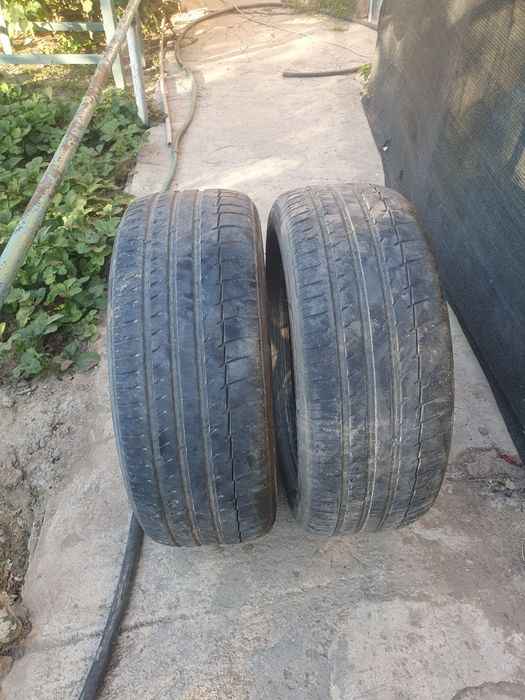 Продаю покрышки r17