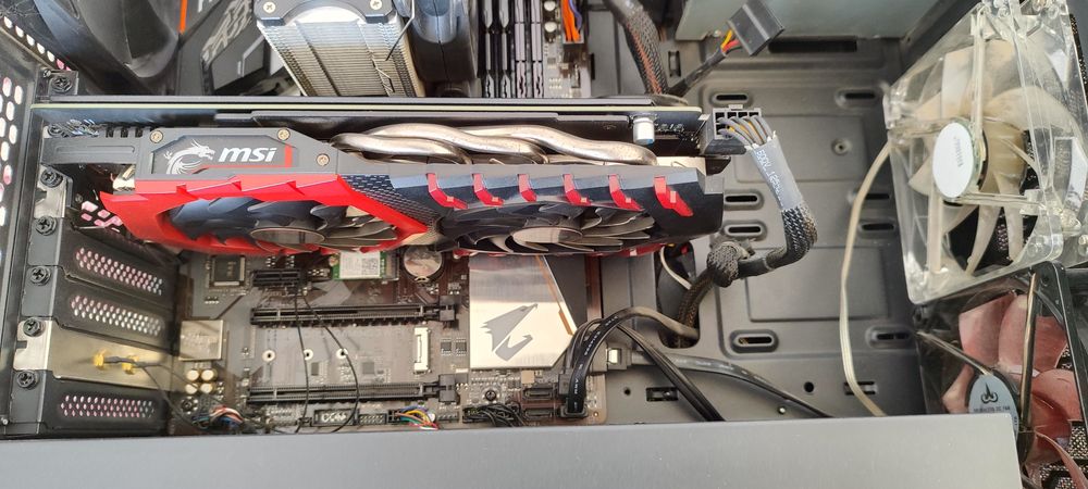 Oʻyin uchun kompyuter| Игровой компьютер