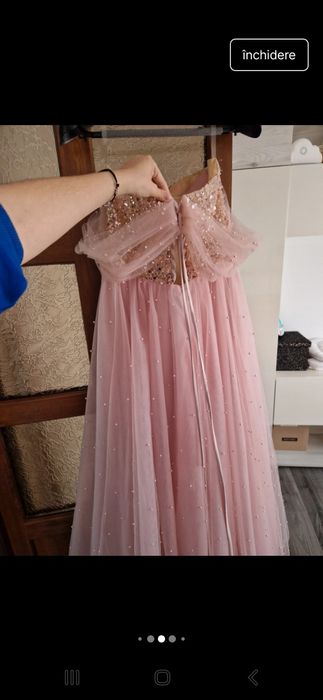 Rochie de seară spectaculoasă – eleganță și rafinament!