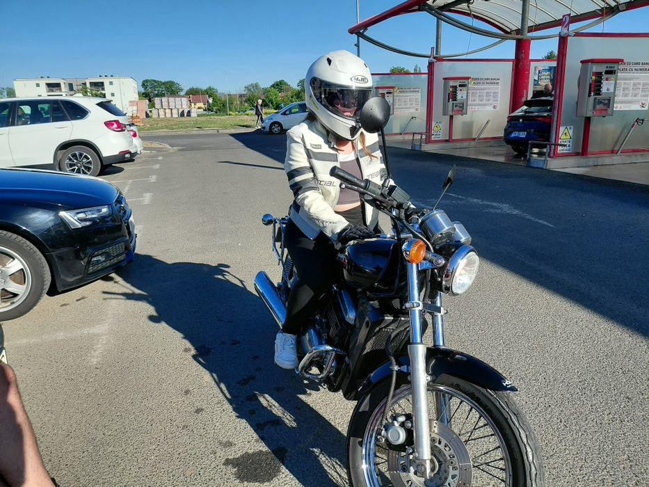 Kawasaki El 252 B