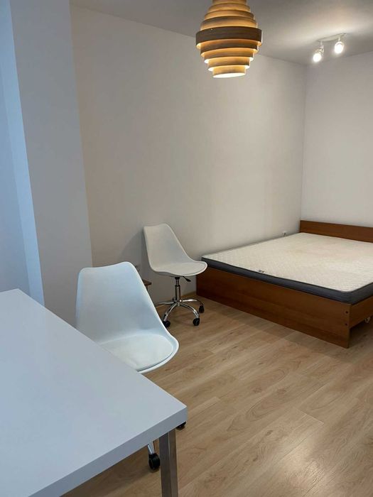 Дава се под наем Двустаен апартамент в София, Център - 60 кв.м за 550 € - Снимка #2